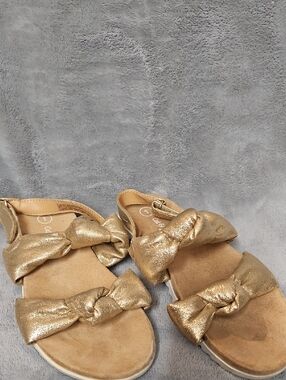 Cat & Jack Gold Bow Strap Sandals